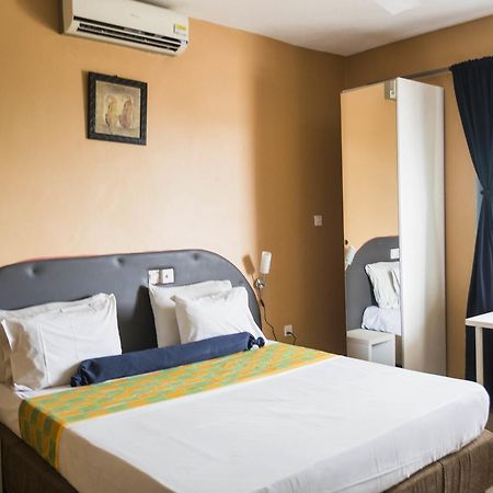 Cheers Guesthouse Botianaw Buitenkant foto